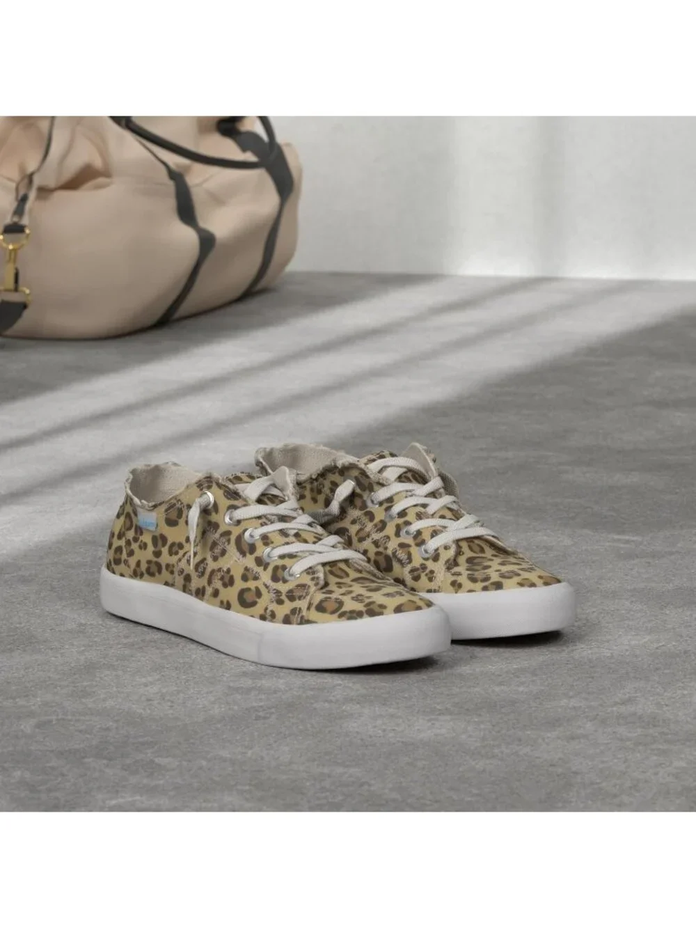 Women's Leopard Play Fashion Sneakers Washed and Leopard Canvas Slip Shoes - Picture 2 of 6